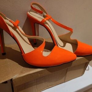 Source Unknown Bright Orange Heels